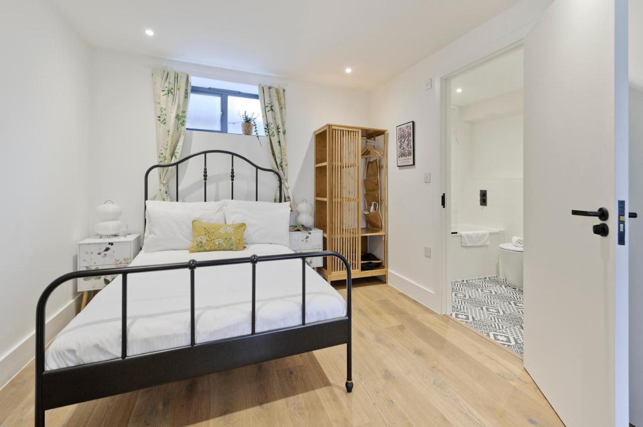 Luxury One Bedroom Greenwich Studio Apartment Near Canary Wharf By Underthedoormat London Exterior foto